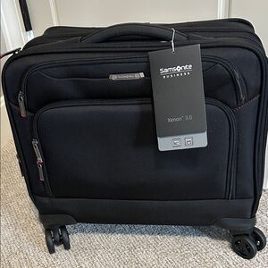 Samsonite Business Xenon Carry on